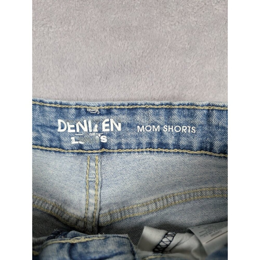 Levis Denizen Denim Mom Shorts Womens Size 3 26 Light Wash Distressed Cuffed Hem - Picture 2 of 10